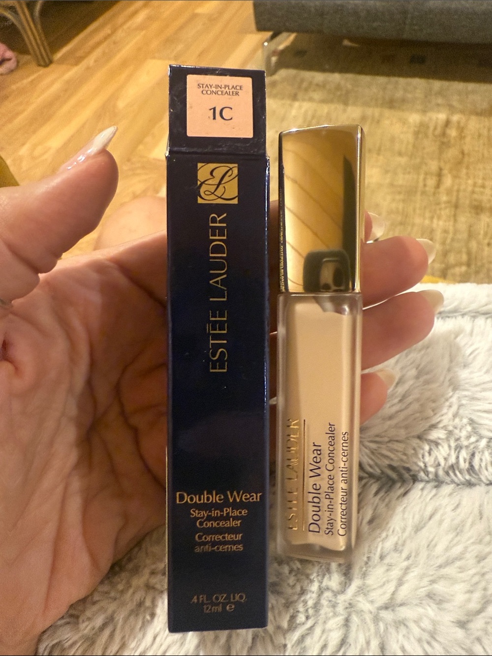 Estee Lauder Double Wear Stay-in-Place Concealer 1C Light Warm - Beige